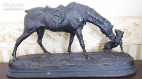 Статуетки, Скульптури, Фігурки, Фарфор Статуэтки, Скульптуры, Фигурки, Фарфор ^/--/^ Скульптура Лошадь с собакой 1920-30 гг. ^_^^^ Скульптура Кінь з собакою 1920-30 рр. - фото фото фото