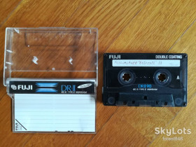 Касети Кассеты ^/--/^ Аудіокасета б/в Fuji  (хром)  (8) ^_^^^ Аудиокасета б/у Fuji (хром) (8) - фото фото фото