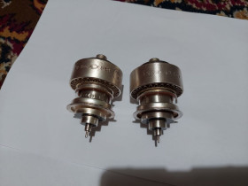 Радіолампи Радиолампы ^/--/^ Генераторный тетрод ГУ-33 /--/ Б, новие, 67-68 год! Посреблен! Позолота, 250 МГц, &amp;gt;120 Вт. Редкость! Лот 1 шт. ^_^^^ Генераторний тетрод ГУ-33 /--/ Б, нові, 67-68 рік! Посріблений! Позолота, 250 МГц, &amp;gt;120 Вт. Рідкісність! Лот 1 шт. - фото фото фото