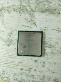 Процесори Процессоры ^/--/^ Intel Celeron 2.60 Ghz/128/400  s /--/ 478 #54 ^_^^^ Intel Celeron 2.60 Ghz/128/400 s /--/ 478 #54 - фото фото фото