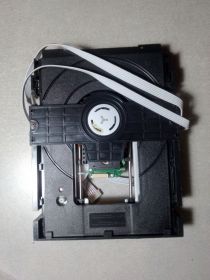 DVD-Плеери, приставки Smart TV DVD-Плееры, приставки Smart TV ^/--/^ Головка лазерная с мех и коретрой ^_^^^ Головка лазерна з хутрою і коретрою - фото фото фото