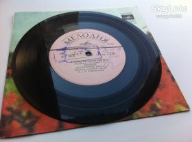 Платівки Пластинки ^/--/^ Голубой Экран - В Танцевальных Ритмах(7") 1975 ЕХ+ Джаз,Поп ^_^^^ Блакитний Екран - У Танцювальних Ритмах (7") 1975 ЕХ+ Джаз, Поп - фото фото фото