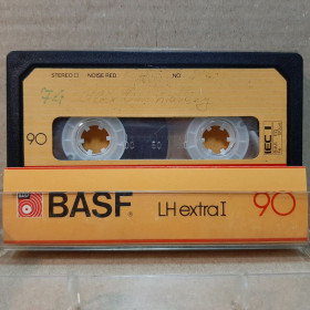 Касети Кассеты ^/--/^ Кассета  BASF  б/у ^_^^^ Кассета BASF б/у - фото фото фото