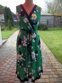 Сукні Платья ^/--/^ Prom   ( 50  р ) Стрейчевое платье  сукня фирмы BONMARCHE  НОВОЕ ^_^^^ Prom (50 р) Стрейчева сукня фірми BONMARCHE НОВЕ - фото фото фото
