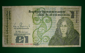 Інші країни Другие страны ^/--/^ IRELAND Ирландия 1 фунт 14 июля 1988 Подписи: Doyle, Cromien ^_^^^ Ірландія 1 фунт 14 липня 1988 Підписи: Doyle, Cromien - фото фото фото