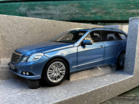 : : ^/--/^ Mercedes Benz E-classe T-modell by Minichamps 1:18 - фото фото фото