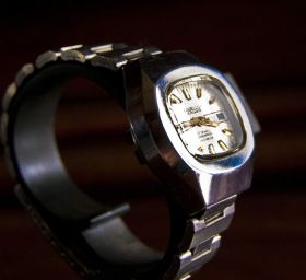 Годинники Часы ^/--/^ ⏰NOBELLUX -Швейцария.automatic-21.rubine ^_^^^ ⏰NOBELLUX -Швейцарія.automatic-21.rubine - фото фото фото