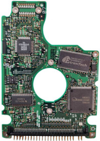 Жорсткі диски Жесткие диски ^/--/^ Плата HDD PCB 08 /--/ K /--/ 1797 08 /--/ K /--/ 2785 08 /--/ K /--/ 2817 Hitachi HTS /--/ 726060 /--/ M /--/ 9 /--/ AT /--/ 00 - фото фото фото