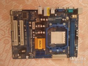 Материнські плати Материнские платы ^/--/^ Материнская основная плата AsRock N /--/ 68-S /--/ 3 UCC ^_^^^ Матерінська основна плата AsRock N /--/ 68-S /--/ 3 UCC - фото фото фото