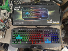 Клавіатури Клавиатуры ^/--/^ Игровая мультимедийная клавиатура Genius Scorpion K /--/ 215 USB № 24090907 ^_^^^ Ігрова мультимедійна клавіатура Genius Scorpion K /--/ 215 USB No 24090907 - фото фото фото