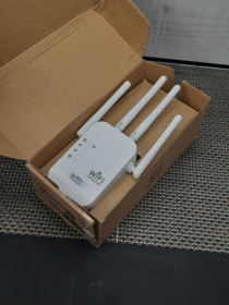Маршрутизатори Маршрутизаторы ^/--/^ 03  wi-fi репітер підсилювач сигналу wi-fi ^_^^^ 03 wi-fi репитер усилитель сигнала Wi-Fi - фото фото фото