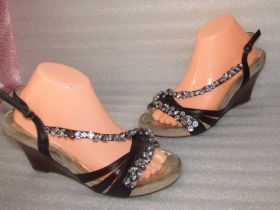 Босоніжки Босоножки ^/--/^ БОСОНОЖКИ НАТУРАЛЬНАЯ КОЖА~NEXT SOLE REVIVER ~ р 40-41 ^_^^^ Босоніжки натуральна шкіра~NEXT SOLE REVIVER ~ р 40-41 - фото фото фото