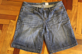 Шорти Шорты ^/--/^ джинсовые шорты Denim в идеальном состоянии L ^_^^^ броша шпилька з підвісками і ланцюжком - фото фото фото