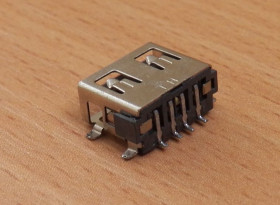 Порти, роз'єми Порты, разъемы ^/--/^ Роз&amp;apos;єм USB, гніздо AF монтажне, для power bank, коротке, 10 /--/ мм, ^_^^^ Разъем USB, гнездо AF монтажное, для power bank, короткое, 10 /--/ мм, - фото фото фото