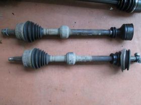 Інше Другое ^/--/^ Привод полуось Renault Laguna I 1 1.8 2.0 93-00 ^_^^^ Привід піввісь Renault Laguna I 1 1.8 2.0 93-00 - фото фото фото