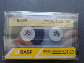 Касети Кассеты ^/--/^ Аудиокассеты BASF Ferro Standard I 60 ^_^^^ Аудіокасети BASF Ferro Standard I 60 - фото фото фото