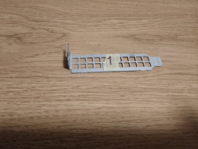 Інше Другое ^/--/^ Заглушка для слота розширення PCI/PCIe  (low profile) для комп&amp;apos;ютерів Dell OptiPlex SFF #1 ^_^^^ Заглушка для слота расширения PCI/PCIe (low profile) для компьютеров Dell OptiPlex SFF #1 - фото фото фото
