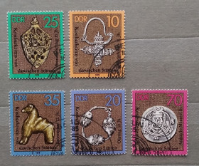 Мистецтво Искусство ^/--/^ ГДР 1978 г - Сокровища славянских памятников ^_^^^ НДР 1978 р - Скарби слов'янських пам'яток - фото фото фото