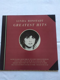 Платівки Пластинки ^/--/^ Linda Ronstadt  Greatest Hits вкладка  ( ois) розворот  ( gf) ^_^^^ Linda Ronstadt Greatest Hits вкладка (ois) разворот (gf) - фото фото фото