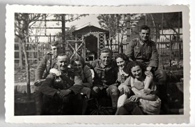 Листи, фото Письма, фото ^/--/^ Старе фото З подругами Друга світова війна Німеччина fD ^_^^^ Старое фото С подругами Вторая мировая война Германия fD - фото фото фото
