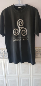 Футболки, майки Футболки, майки ^/--/^ Футболка   (100% cotton, 2 /--/ XL) б/у ^_^^^ Футболка (100% cotton, 2 /--/ XL) б/у - фото фото фото