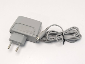 Кабелі, перехідники Кабели, переходники ^/--/^ Зарядний пристрій для Nintendo 3 /--/ DS / New 3 /--/ DS / DSi / DSi XL / 2 /--/ DS / New 2 /--/ DS XL ^_^^^ Зарядное устройство для Nintendo 3 /--/ DS / New 3 /--/ DS / DSi / DSi XL / 2 /--/ DS / New 2 /--/ DS XL - фото фото фото