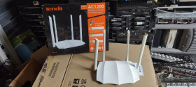 Маршрутизатори Маршрутизаторы ^/--/^ Wi-Fi роутер Tenda AC /--/ 5 AC /--/ 5 /--/ V /--/ 3 № 232703 ^_^^^ Wi-Fi роутер Tenda AC /--/ 5 AC /--/ 5 /--/ V /--/ 3 No 232703 - фото фото фото