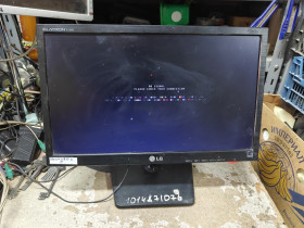 LG LG ^/--/^ Широкоформатный LED монитор 19 дюймов LG Flatron E /--/ 1942 /--/ C-BN № 26040803 ^_^^^ Широкоформатний LED монітор 19 дюймів LG Flatron E /--/ 1942 /--/ C-BN No 26040803 - фото фото фото