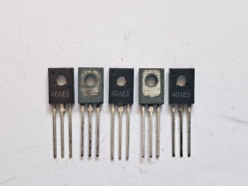 Транзистори Транзисторы ^/--/^ Транзистор КТ /--/ 940 /--/ А npn 300 /--/ В 0,1 /--/ А 90 /--/ МГц - фото фото фото
