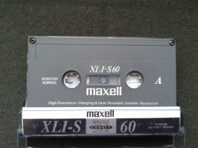 Касети Кассеты ^/--/^ Аудиокассеты Maxell XLI-S 60 ^_^^^ Аудіокасети Maxell XLI-S 60 - фото фото фото