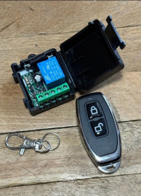 USB адаптери USB адаптеры ^/--/^ Радіо реле RF 433 /--/ Mhz плюс брелок, живлення 12 В, навантаження 10 /--/ A ^_^^^ Радио реле RF 433 /--/ Mhz плюс брелок, питание 12 В, нагрузка 10 /--/ A - фото фото фото