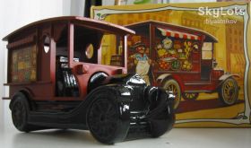 Вінтажна косметика і парфюмерия Винтажная косметика и парфюмерия ^/--/^ Avon  country vendor  коллекционный флакон автомобиля  140 /--/ мл лосьона после бритья  Винтаж  70 /--/ е годы ^_^^^ Avon country vendor колекційний флакон автомобіля 140 /--/ мл лосьйону після биття Вінтаж 70 /--/ і роки - фото фото фото