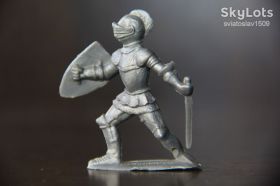 Фігурки, солдатики Фигурки, солдатики ^/--/^ идущий с мечем рыцарь Manurba Domplast ФРГ 54 /--/ мм ^_^^^ лицар Manurba Domplast ФРН 54 мм - фото фото фото