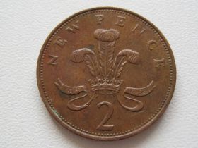 Єлизавета II (після ) Елизавета II (после ) ^/--/^ Великобритания 2 новых пенса 1975 года 23570 ^_^^^ Велика Британія 2 нових пенса 1975 року 23570 - фото фото фото
