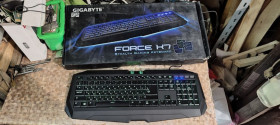Клавіатури Клавиатуры ^/--/^ Игровая клавиатура с подсветкой Gigabyte Force K /--/ 7 USB № 23191018 ^_^^^ Ігрова клавіатура з підсвіткою Gigabyte Force K /--/ 7 USB No 23191018 - фото фото фото