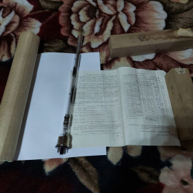 Радіолампи Радиолампы ^/--/^ Лампа бегущей волны УВ-1 /--/ Б, новая, в коробке, с паспортом! ВП! 73 год. Редкость. Смотрите фото/описание. В колекцию в работу. ^_^^^ Лампа біжучої хвилі УВ-1 /--/ Б, нова, в коробці, з паспортом! ВП! 73 рік. Рідкісність. Дивіться фото / опис. Колекція в роботу. - фото фото фото