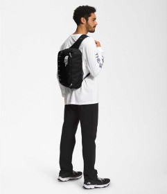Рюкзаки Рюкзаки ^/--/^ Рюкзак the north face base camp voyager sling сумка tnf - фото фото фото