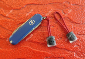 Похідний інвентар Походный инвентарь ^/--/^ Темляк Victorinox, пуллер   (Red) ^_^^^ Темляк Victorinox, пулер (Red) - фото фото фото