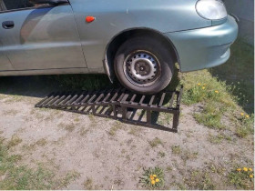 Автоінструмент Автоинструмент ^/--/^ Мобильная Мини эстакада  ( рампа ) разборная Надежная плавный заезд ^_^^^ Мобільна Міні естакада (рампа) розбірна Надійна плавний заїзд - фото фото фото