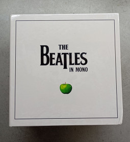 Музичні диски Музыкальные диски ^/--/^ «The Beatles in Mono» — бокс-сет 13 CD Лімітований випуск. Нове. Запаковане! ^_^^^ «The Beatles in Mono» — бокс-сет 13 CD Лимитированный выпуск. Новое. Запакованное! - фото фото фото