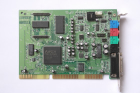 Звукові карти Звуковые карты ^/--/^ Звуковая карта Creative Sound Blaster AWE /--/ 64 Value CT /--/ 4520 - фото фото фото