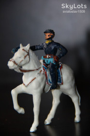 Фігурки, солдатики Фигурки, солдатики ^/--/^ кавалерист на коне Cherilea 60-65 /--/ мм Англия ОРИГИНАЛ ^_^^^ кавалерист на коні Cherilea 60-65 /--/ мм Англія Орігінал - фото фото фото