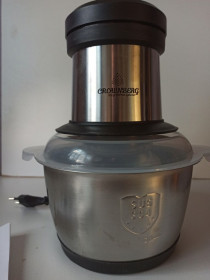 М'ясорубки Мясорубки ^/--/^ Измельчитель для мяса/овощей Crownberg СВ-8987 ^_^^^ Подрібнювач для м'яса / овочей Crownberg СВ-8987 - фото фото фото