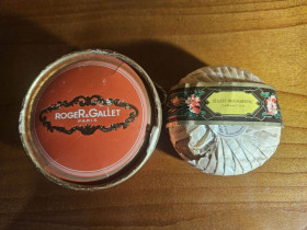 Вінтажна косметика і парфюмерия Винтажная косметика и парфюмерия ^/--/^ Oeillet Mignardise Roger&amp;Gallet 250 /--/ g Парфумоване мило - фото фото фото