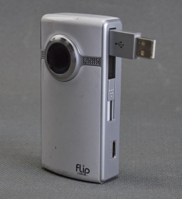 Kodak Kodak ^/--/^ Цифровой фотоаппарат 2.0 /--/ Mpix Cisco Flip Video UltraHD U /--/ 260 + x /--/ 1.0 EQ 36 /--/ mm Optical Aspheric lens Вживане ^_^^^ Cisco Flip Video UltraHD U /--/ 260 + x /--/ 1.0 EQ 36 /--/ mm Optical Aspheric lens - фото фото фото