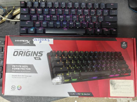 Клавіатури Клавиатуры ^/--/^ Игровая клавиатура с подсветкой RGB HyperX Alloy Origins 60 HKBO /--/ 1 /--/ S-RB-RU/G USB № 26300713 ^_^^^ Ігрова клавіатура з підсвічуванням RGB HyperX Alloy Origins 60 HKBO /--/ 1 /--/ S-RB-RU/G USB No 26300713 - фото фото фото