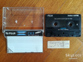 Касети Кассеты ^/--/^ Аудіокасета б/в Fuji  (хром)  (2) ^_^^^ Аудиокасета б/у Fuji (хром) (2) - фото фото фото