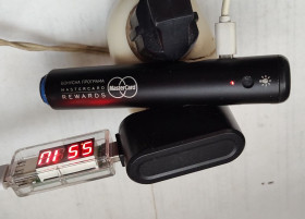 Зовнішні акумулятори (Power Bank) Внешние аккумуляторы (Power Bank) ^/--/^ Компактний повербанк Power Bank Mastercard 2600 mAh з ліхтариком ^_^^^ Компактный повербанк Power Bank Mastercard 2600 mAh с фонариком - фото фото фото