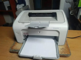 Принтери Принтеры ^/--/^ Лазерный принтер HP LaserJet P /--/ 1005 ^_^^^ Лазерний принтер HP LaserJet P /--/ 1005 - фото фото фото