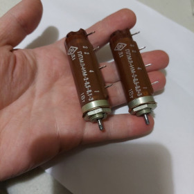 Резистори Резисторы ^/--/^ Потенциометр прецизионный ППМЛ-ИМ-2 кОм, многооборотной, ВП. Идеал. Мегаредкость. Драг, палладий. Лот 1 шт. ^_^^^ Потенціометр прецизійний ППМЛ-ІМ-2 кОм, багатооборотної, ВП. Ідеал. Мегаредкость. Драг, палладій. Лот 1 шт. - фото фото фото